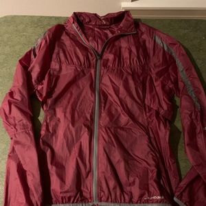 Brooks Large rain / run jacket - maroon